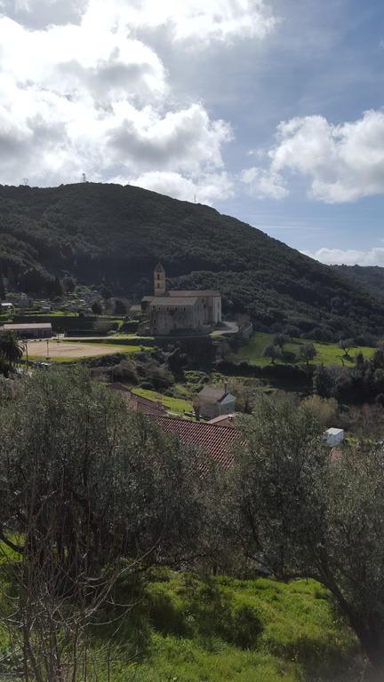 Вилла Casa Corsa Santa-Lucia-di-Tallano Экстерьер фото